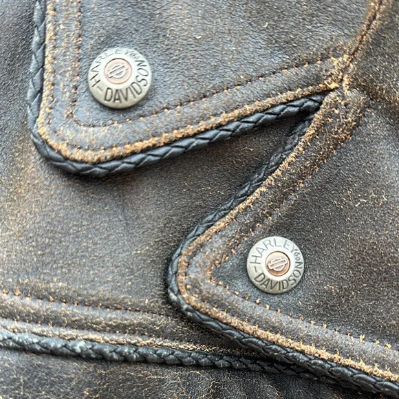 Harley-Davidson Vintage Distressed Brown with Black trim Leather Bomber Jacket - Picture 10 of 16